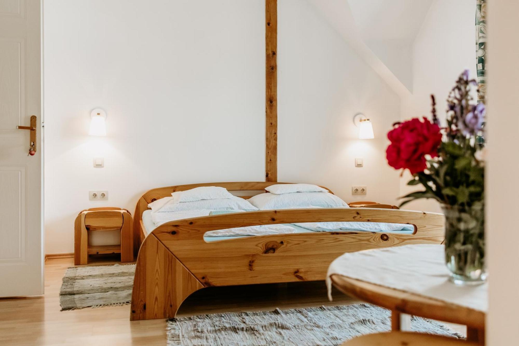 Kek Vendeghaz Family Resort Gyenesdiás Екстериор снимка
